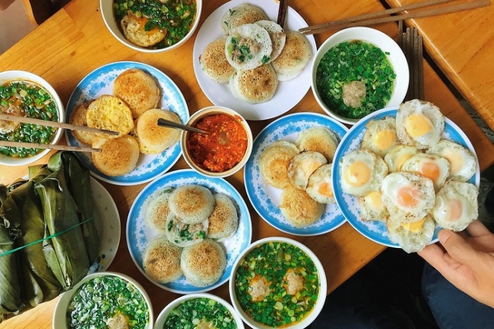 Saveurs authentiques du bánh căn, fierté culinaire de Dalat