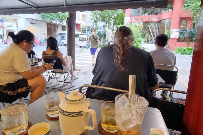 1 jour &agrave; Saigon - Observer Saigon autour d&rsquo;un caf&eacute; glac&eacute;