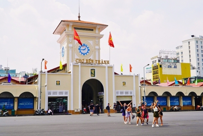 Le Marché Ben Thanh attire chaque jour des foules de visiteurs