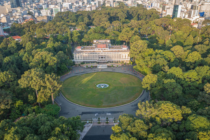 La vue d'ensemble du palais