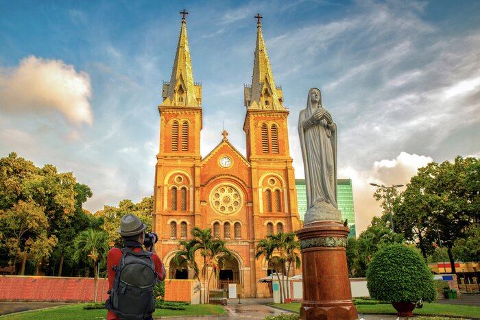 Que faire à Saigon? Visiter la cathédrale Notre-Dame