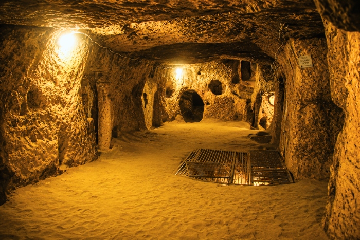 &Agrave; l'int&eacute;rieur des tunnels de Cu Chi &agrave; Ho Chi Minh Ville