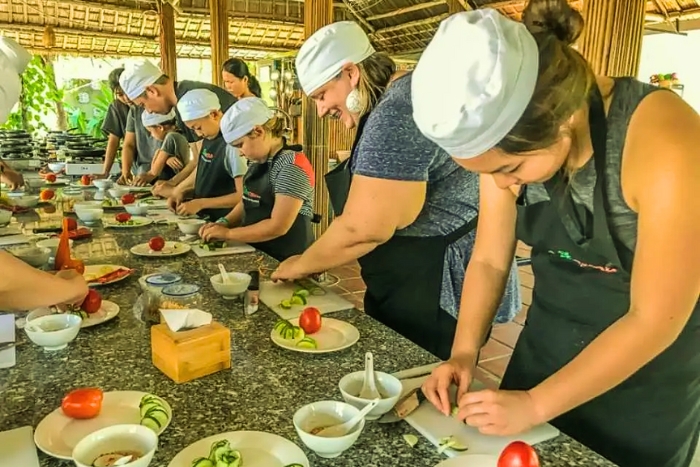Partager la cuisine locale &agrave; Hoi An, au fil d&rsquo;un voyage au Vietnam du Centre au Sud