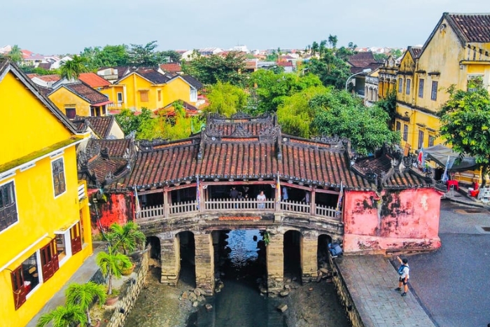 Pont couvert japonais dans la ville de Hoi An