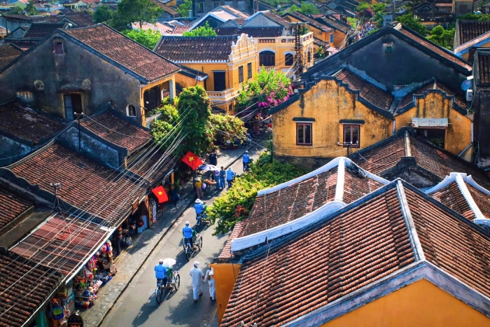 Matin paisible dans les ruelles de Hoi An
