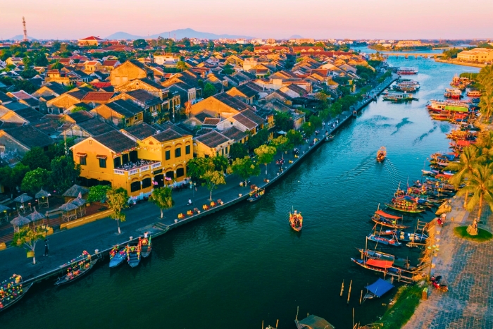 Hoi An, charme ancien près de rivière