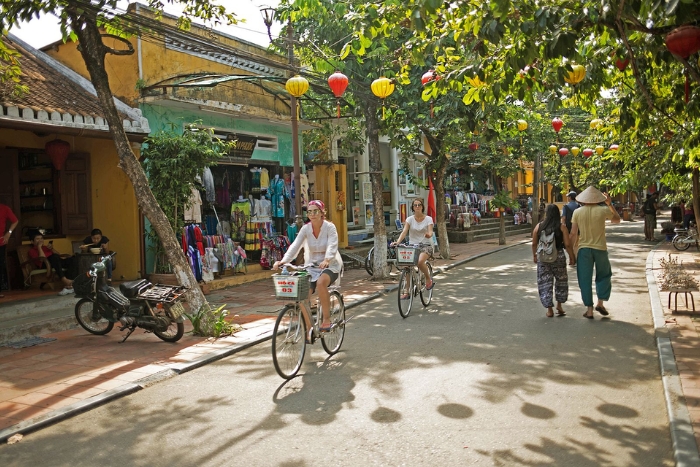 Explorez la vieille ville à vélo à partir de seulement 30,000 VND