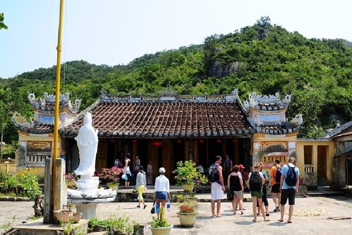 Le temple de Hai Tang - une destination touristique spirituelle que vous devriez visiter