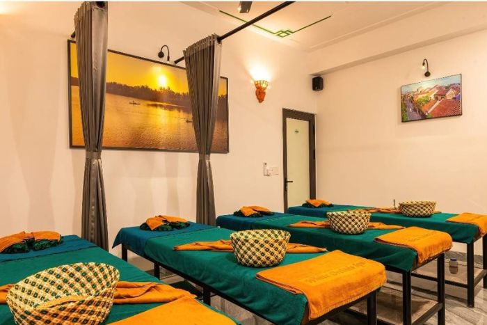 White Orchids Spa Hoi An