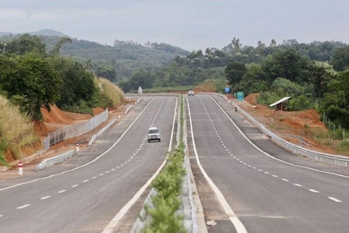 Route panoramique vers une province paisible