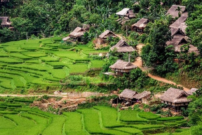 Les paysages naturels &eacute;poustouflants du village de Kho Muong &agrave; Pu Luong
