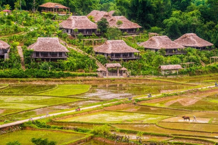 La beaut&eacute; paisible du village de Lac &agrave; Mai Chau