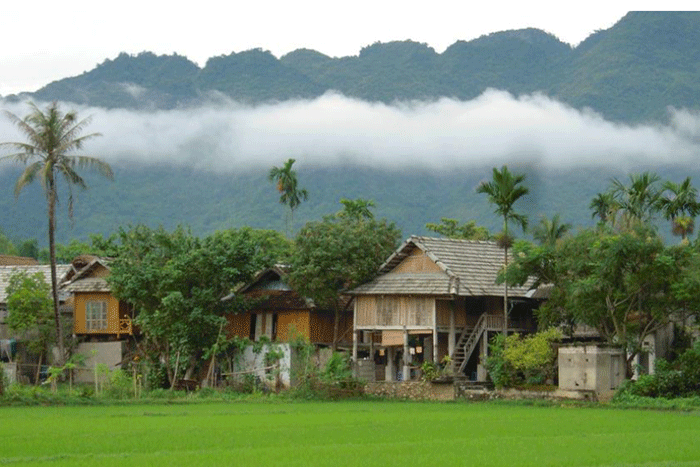 Le village authentique de Na Phon, Mai Chau