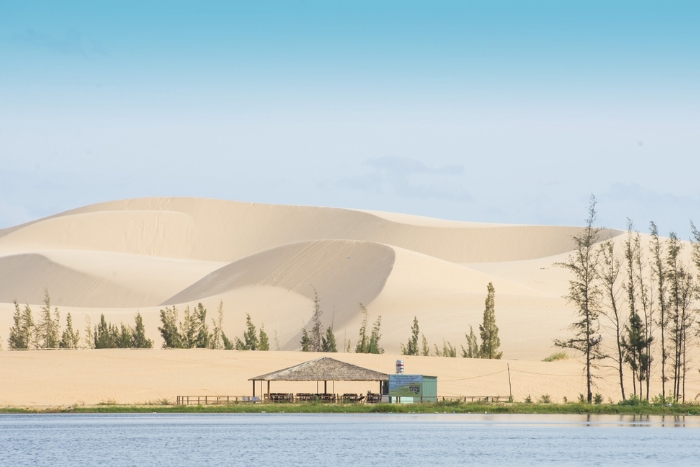 Bau Trang Mui Ne