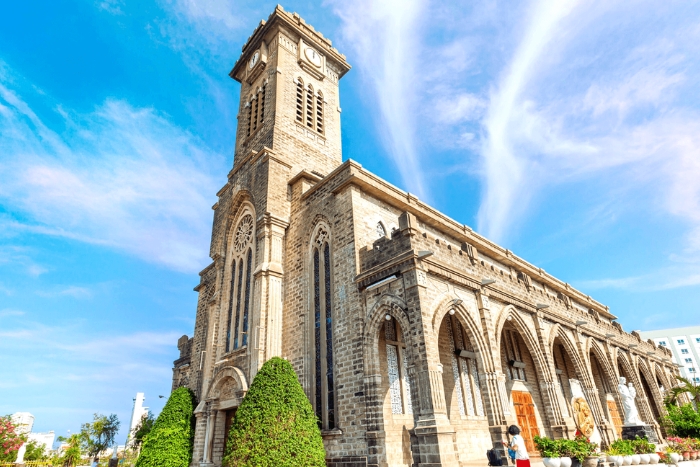 Découvrir la Cathédrale de Pierre