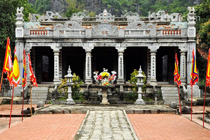 Ninh Binh à Temple de Thai Vi 