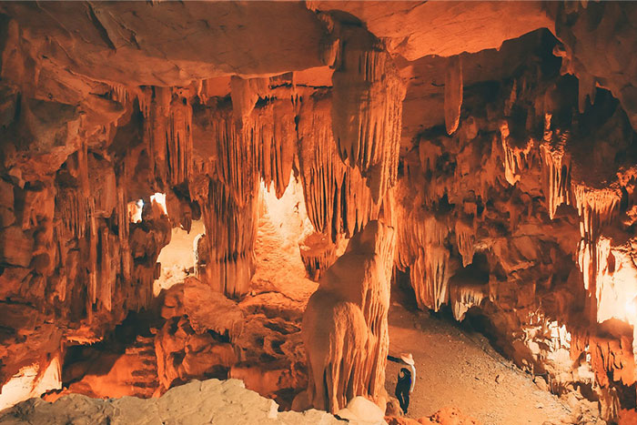 La beauté majestueuse de la grotte de Vai Gioi