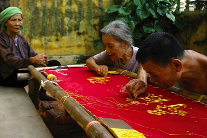 Village de broderie de Van Lam à Ninh Binh 