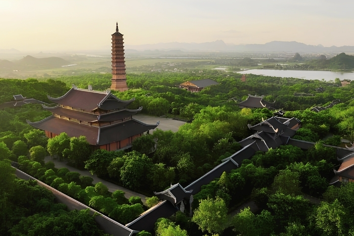 Les paysages enchanteurs autour de la pagode Bai Dinh