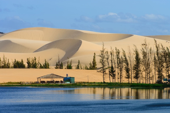 Exploration des dunes blanches de Mui Ne