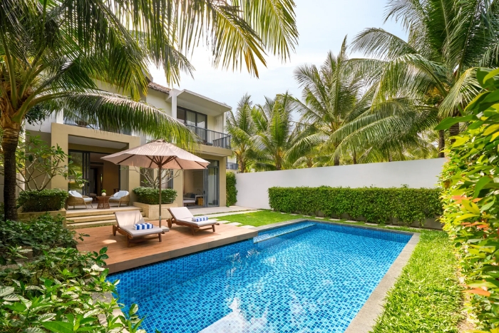 Situ&eacute; dans la partie sud-est de l'&icirc;le de Phu Quoc, le complexe h&ocirc;telier se trouve sur la magnifique plage de Bai Khem