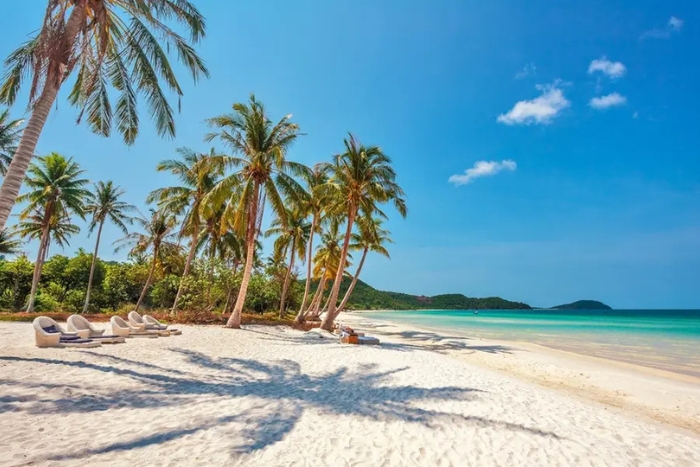 Paysage côtier de Phu Quoc pendant la saison sèche