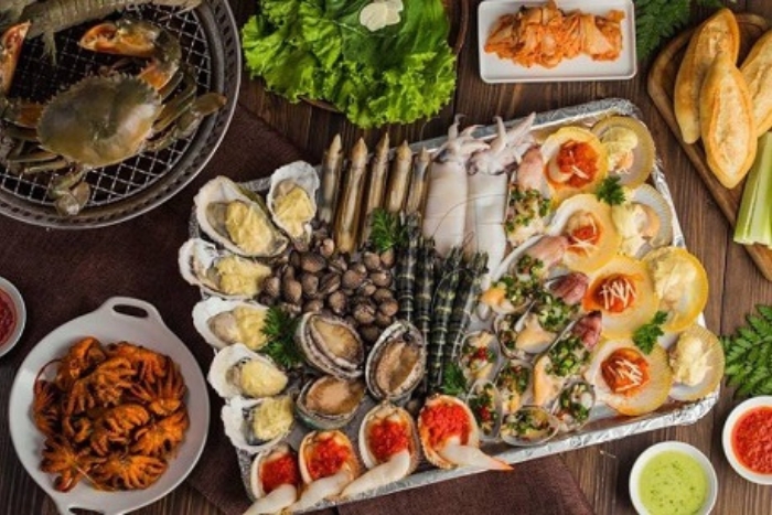 Offrez-vous un festin de fruits de mer bien chauds lors d&rsquo;une journ&eacute;e pluvieuse &agrave; Phu Quoc!