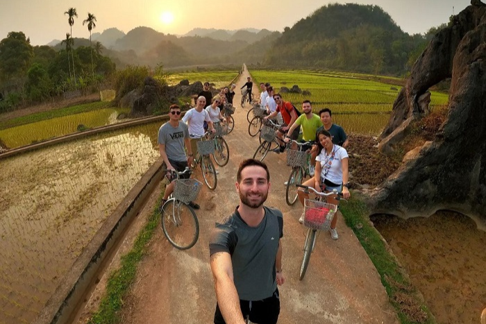 Combinez Mai Hich, Mai Chau à votre voyage à Pu Luong pour des expériences diverses