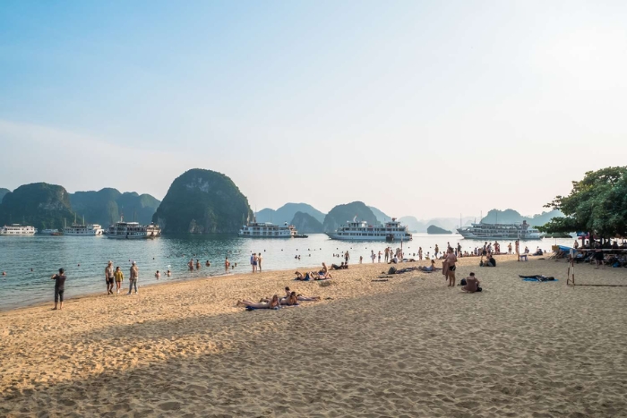 Baie d&rsquo;Ha Long et Cat Ba, saison des plages au Vietnam d&rsquo;avril &agrave; octobre