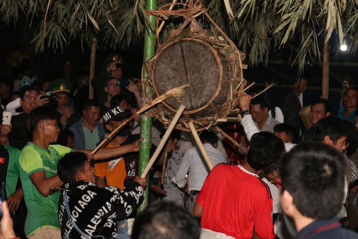 Festival du Tambour des Ma Coong est une f&ecirc;te unique &agrave; Quang Binh