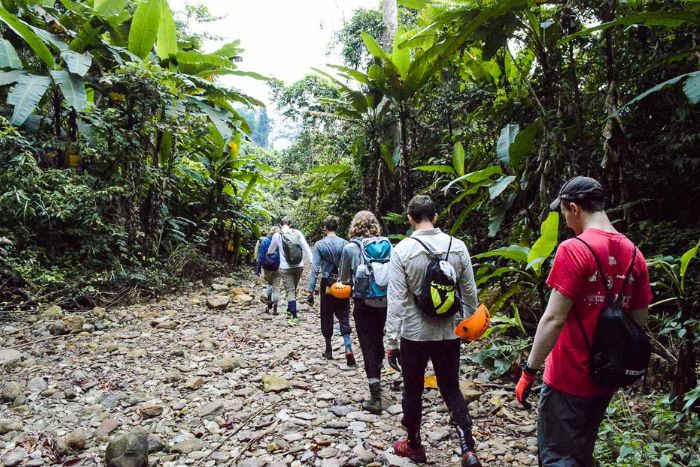Quang Binh est la meilleure destination pour faire du trek à Quang Binh, entre grottes spectaculaires et nature sauvage