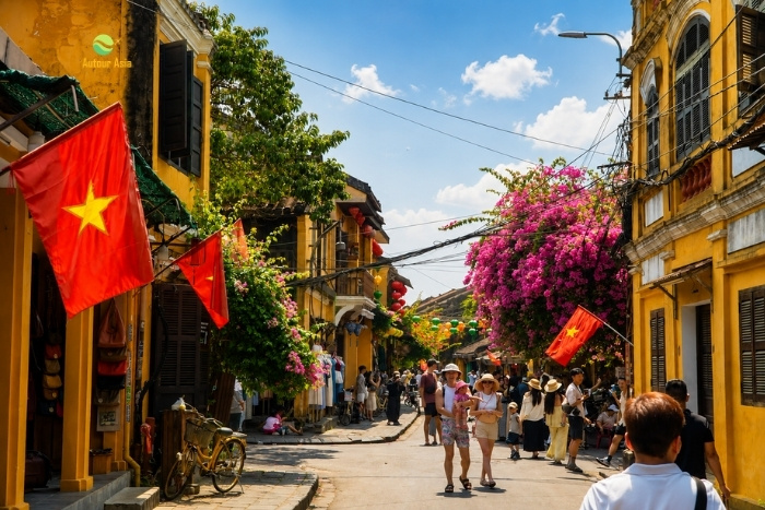 &Agrave; pied dans les rues pleines de charme de Hoi An