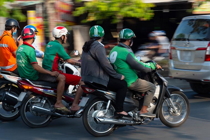 Pensez &agrave; t&eacute;l&eacute;charger les applications de moto-taxi en avance pour faciliter vos d&eacute;placements