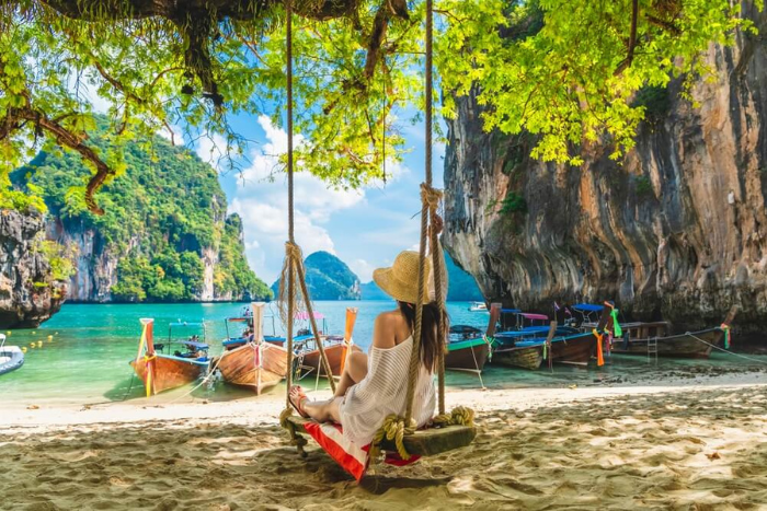 Février est la période idéale pour visiter Phuket, la plus grande île de Thaïlande