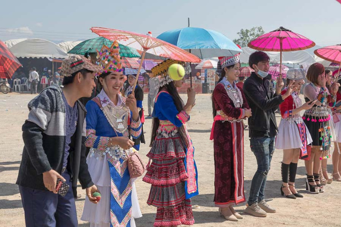 Découvrir la culture de la minorité ethnique lao à travers le festival du Nouvel An Hmong organisé en janvier