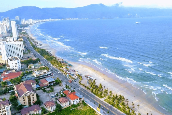 La plage de My Khe, l'une des plus belles plages d'Asie