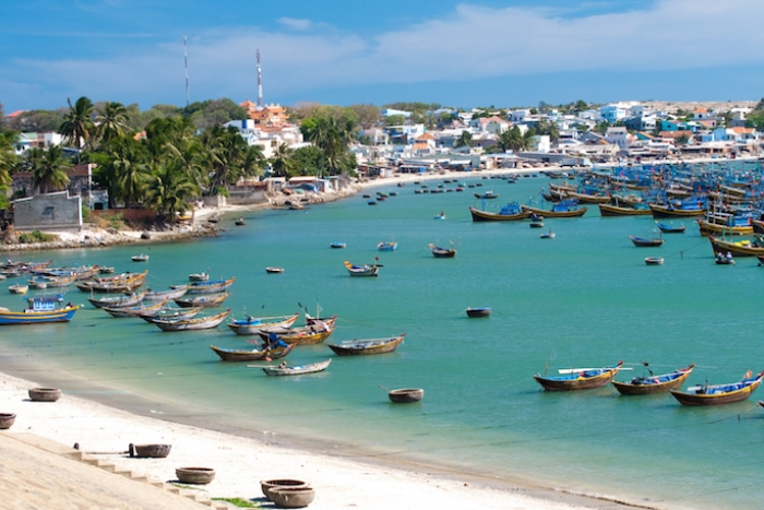 Un village de pêcheurs à la plage centre vietnam Mui Ne