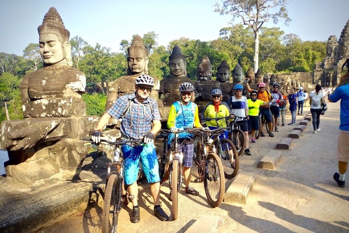 Vous pouvez facilement d&eacute;couvrir les sites historiques du Cambodge &agrave; v&eacute;lo