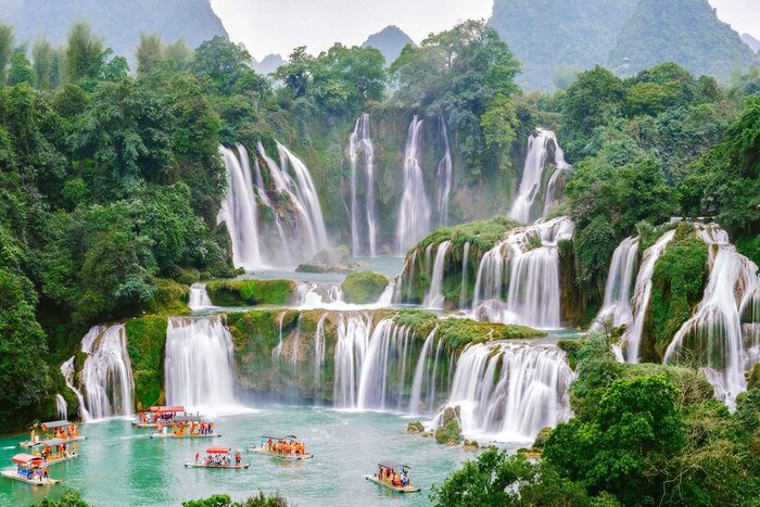 Admirez la beauté de la cascade Ban Gioc à Cao Bang