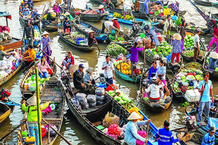 Visiter marché flottant, que faire au Vietnam en décembre ?