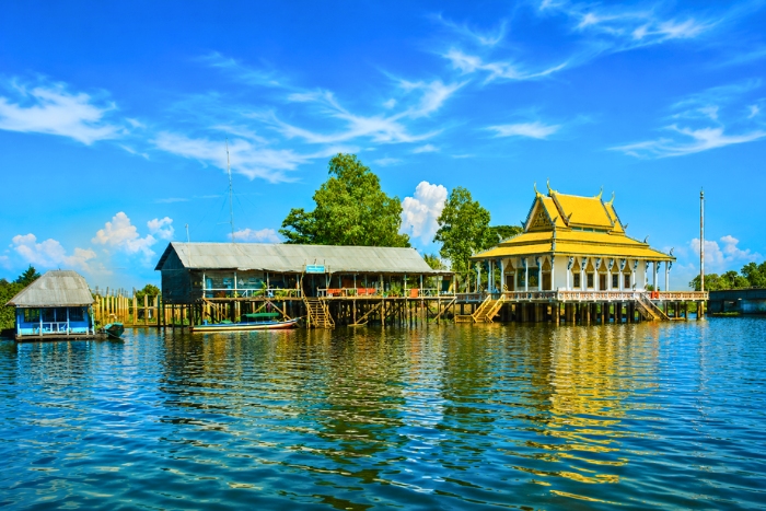 Vie fluviale sur le Tonl&eacute; Sap en &eacute;t&eacute; - Exp&eacute;rience authentique au Cambodge