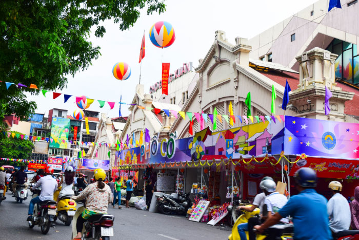 Marché Dong Xuan - Lieu emblématique de Hanoi