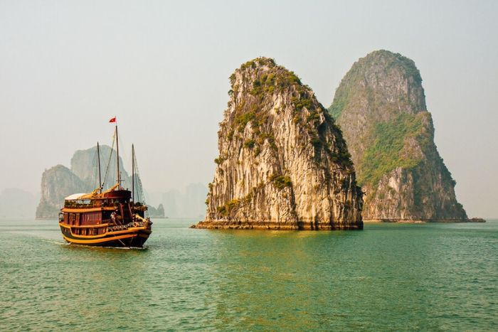 La majestueuse baie d'Ha Long