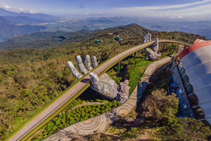 Le pont d'Or à Da Nang classé parmi les 28 plus époustouflants ponts du monde 