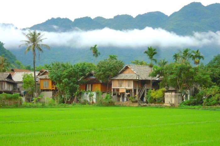 Lac village - un bel échappatoire vers une immense beauté naturelle & une culture locale authentique dans la vallée de Mai Chau