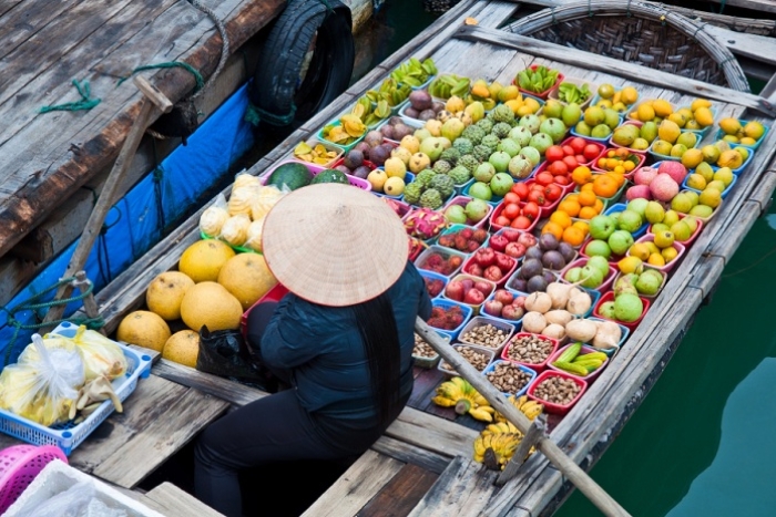 Le plus important marché de grossistes de fruits et légumes du delta du Mékong