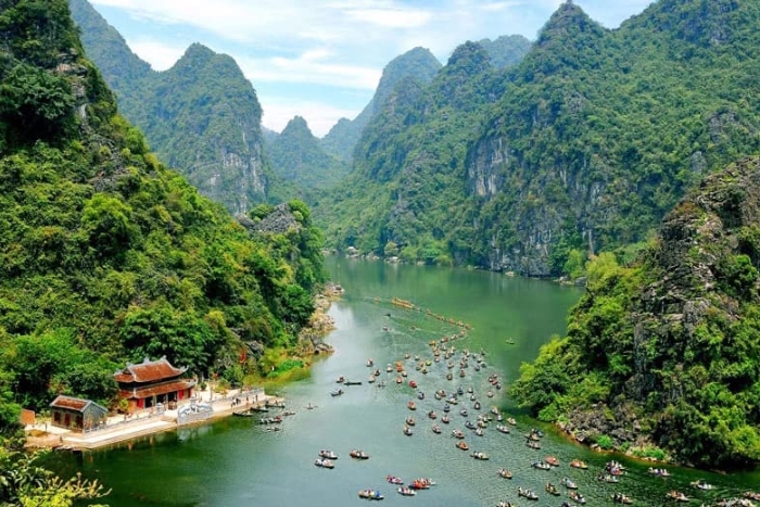 Tam Coc, visite de la baie d'Halong terrestre, joyau du Vietnam