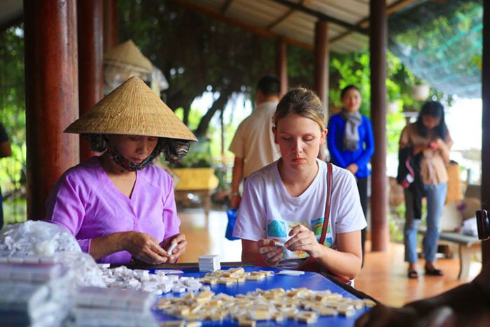 La fabrication des bonbons à la noix de coco