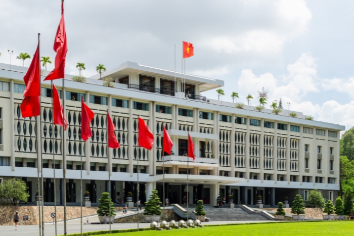 Visite du Palais de la Réunification lors de votre circuit Vietnam Cambodge Laos 14 jours