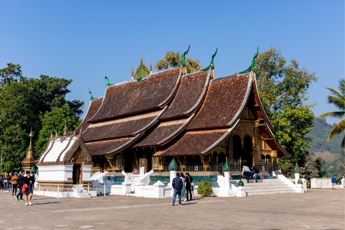 Que voir dans un voyage combiné Vietnam Laos haut de gamme ? Le temple Wat Xiengthong